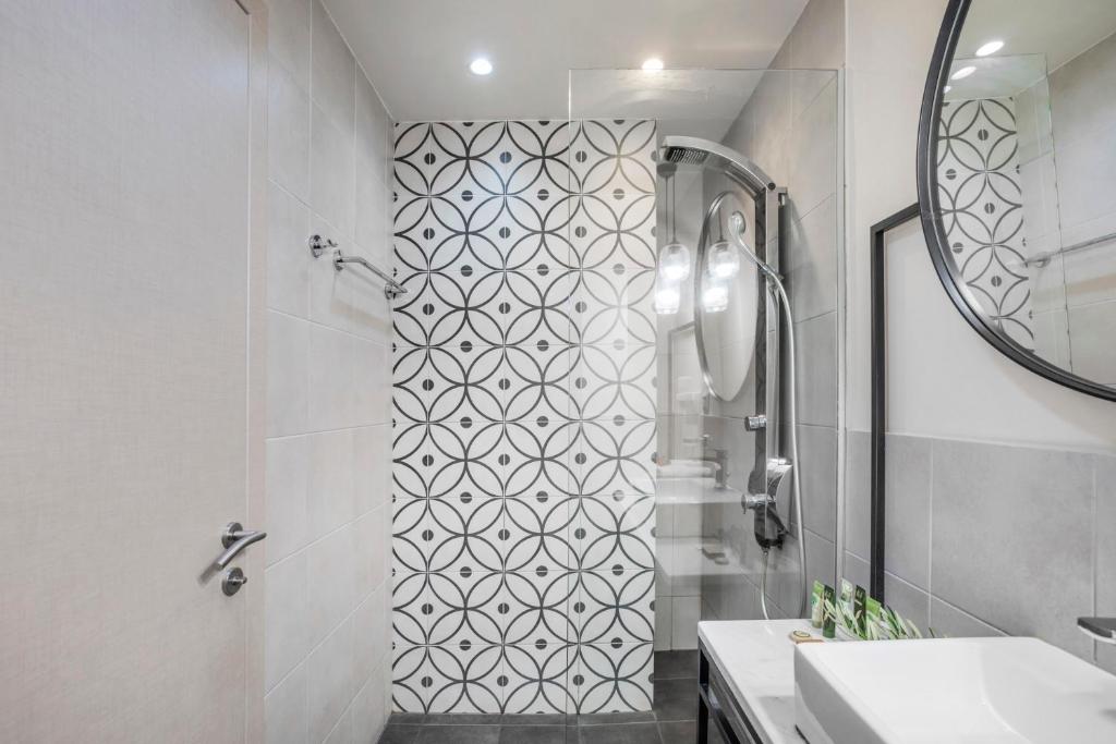 Elies 33 Bio Retreat - 18