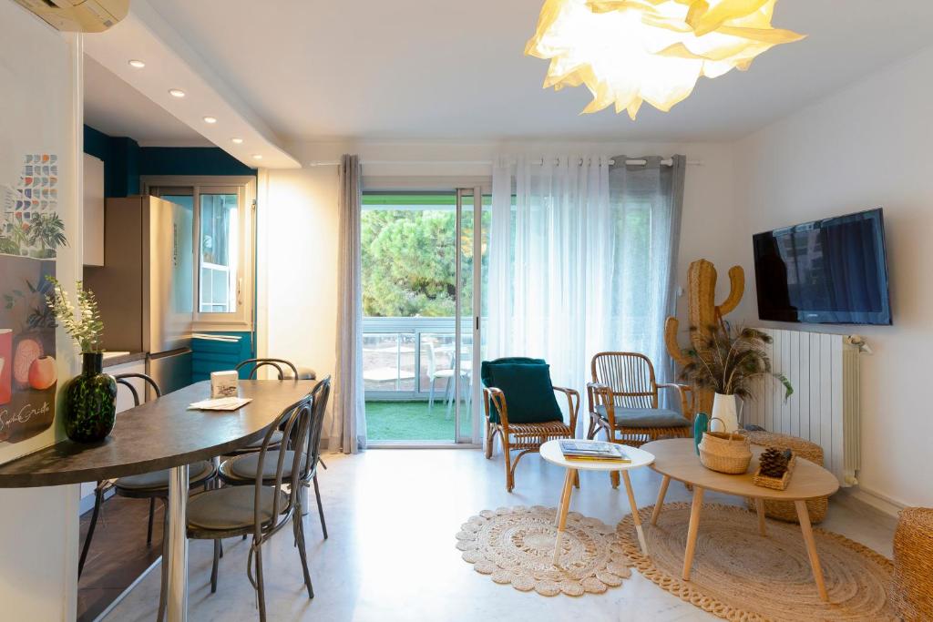 Chez Sandrine - Superbe T2 en centre ville à 100m des plages