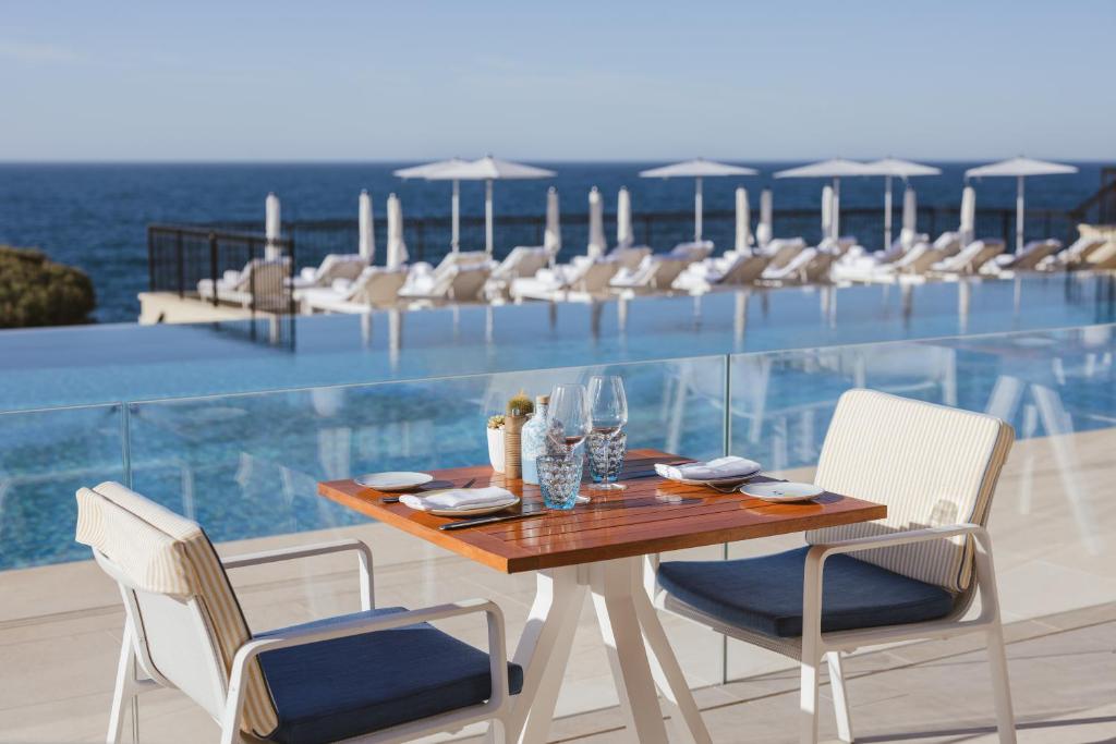 Grand-Hôtel du Cap-Ferrat, A Four Seasons Hotel
