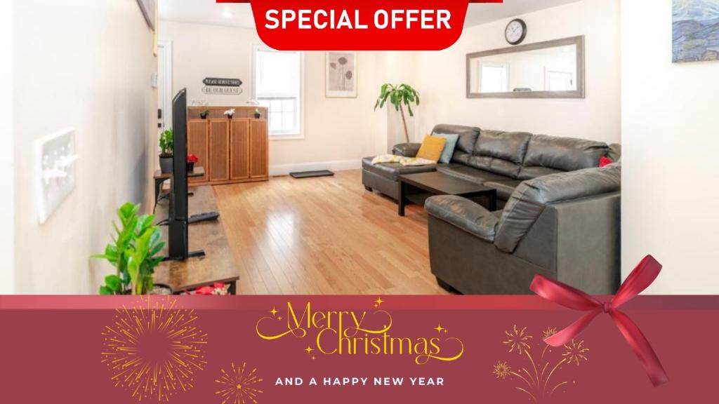 Χώρος καθιστικού στο 41 - 3BR Quincy - Lovely Townhouse near Adams