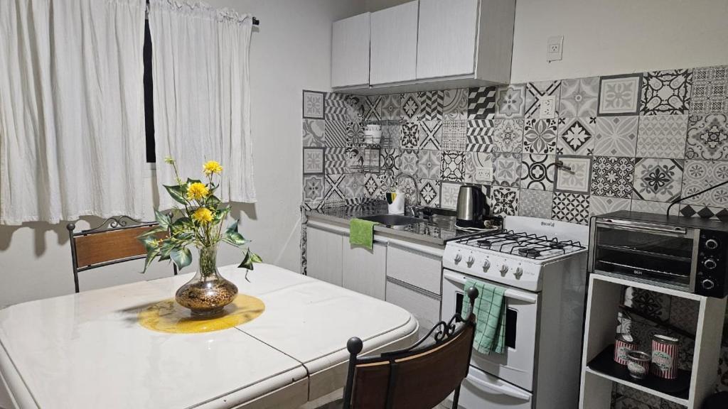 Kuchyň nebo kuchyňský kout v ubytování Santa Cruz 1