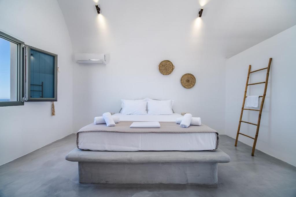 The Amethyst Exclusive Suites Oia - 15