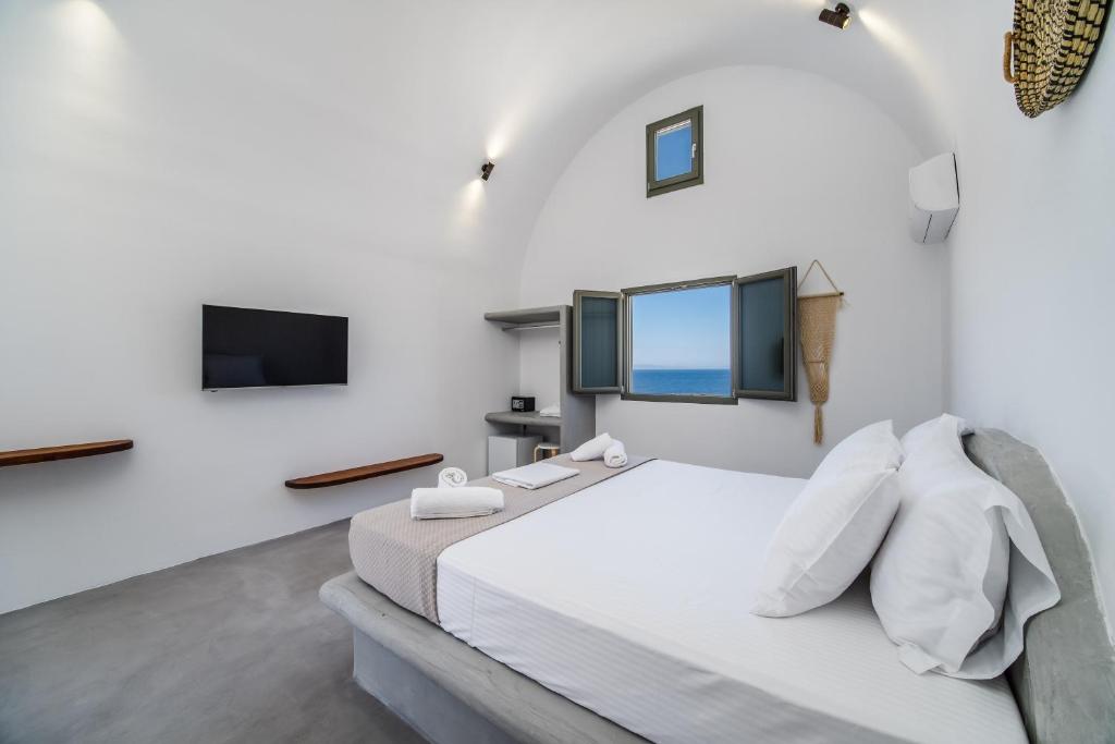 The Amethyst Exclusive Suites Oia - 13