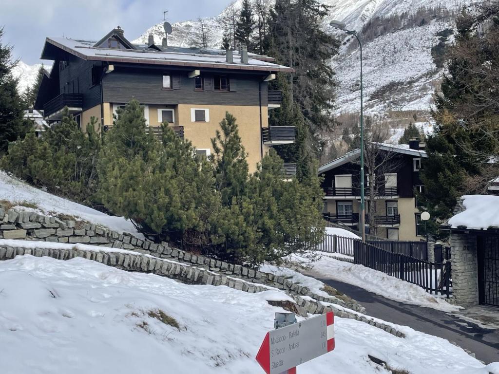 Apartment Pino Bianco by Interhome v zimě