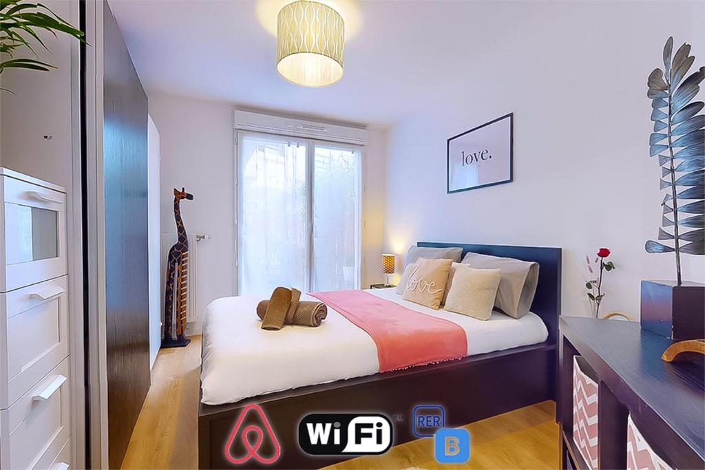 Ένα ή περισσότερα κρεβάτια σε δωμάτιο στο Appartement T2 exceptionnel avec Terrasse