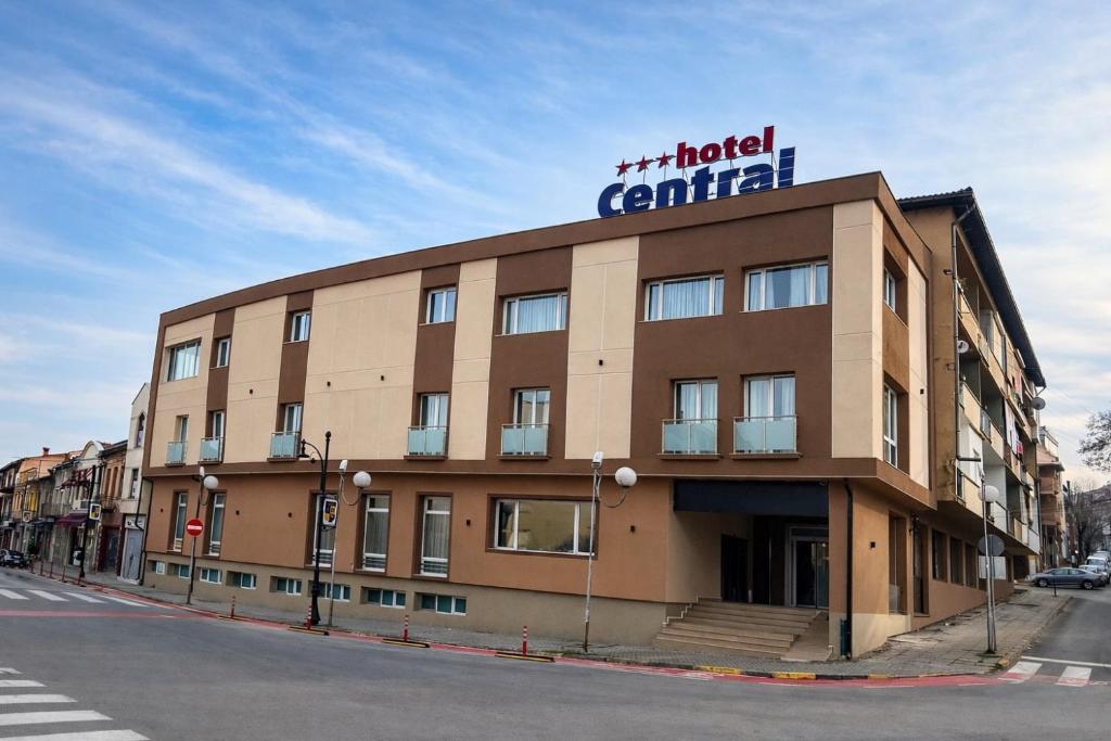 Tòa nhà nơi khách sạn căn hộ tọa lạc