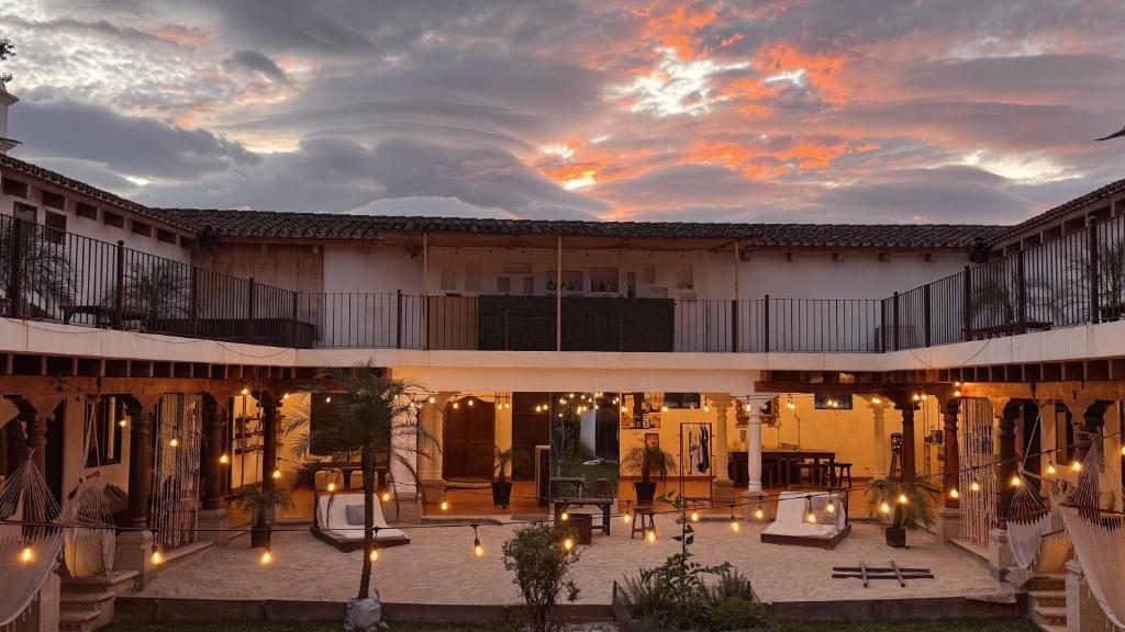 Το κτήριο όπου στεγάζεται  ο ξενώνας