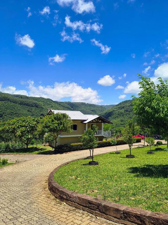 Naturlandskabet i nærheden af feriegården