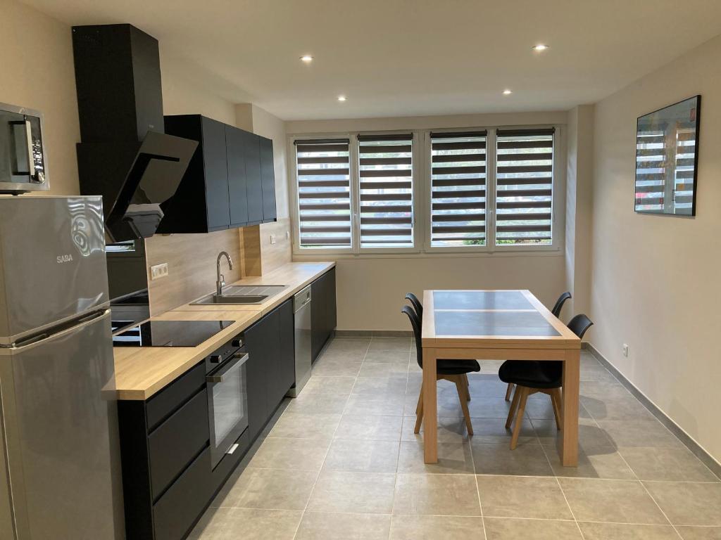 Kuchyň nebo kuchyňský kout v ubytování Jeanne