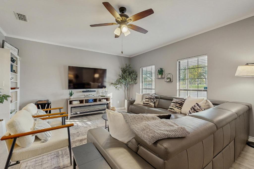 TV/trung tâm giải trí tại Seguin River Haus