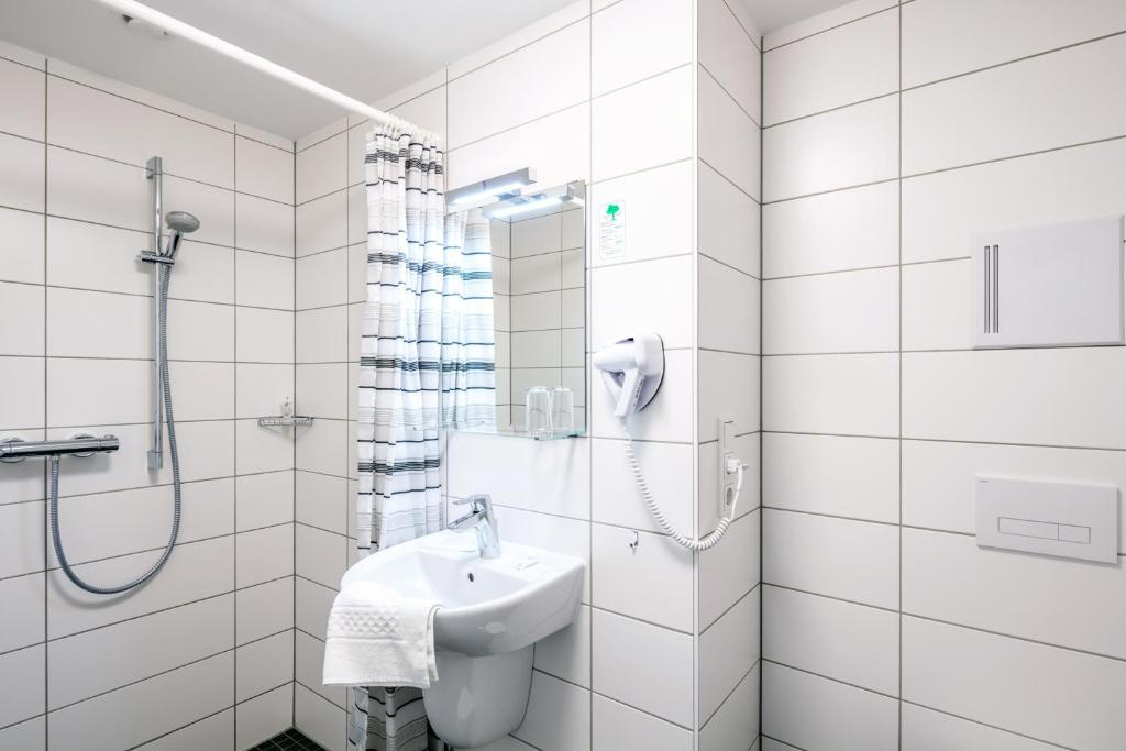 Koupelna v ubytování Hotel Kleiner Markt