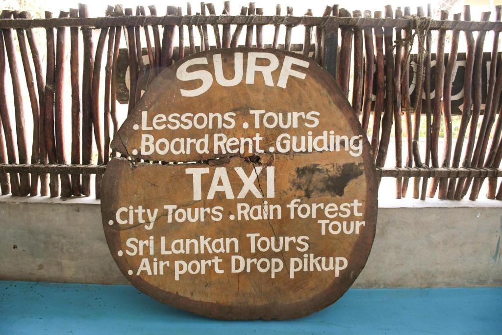 Een certificaat, prijs of ander document dat getoond wordt bij surf swell hostel