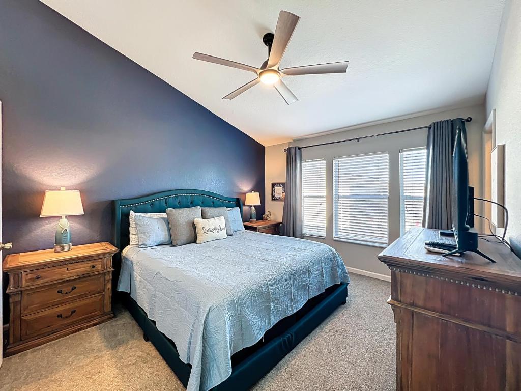 Private Pool Disney Townhome - Walk to Water Park photo