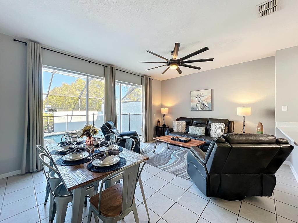Private Pool Disney Townhome - Walk to Water Park photo