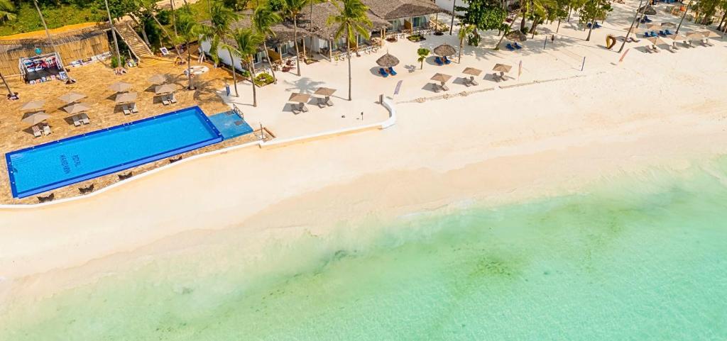 Bãi biển gần/ngay tại resort