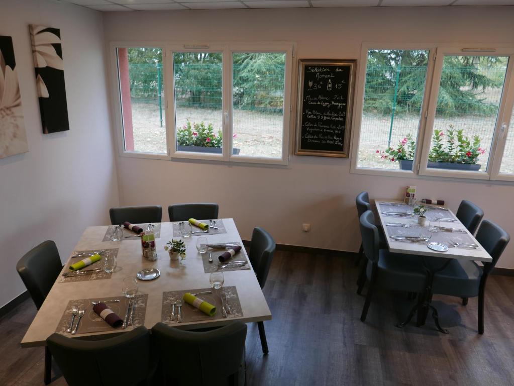 Nápoje v ubytování Best Hotel Lyon - Saint Priest