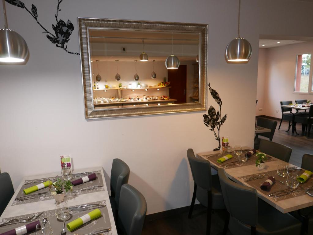 Nápoje v ubytování Best Hotel Lyon - Saint Priest