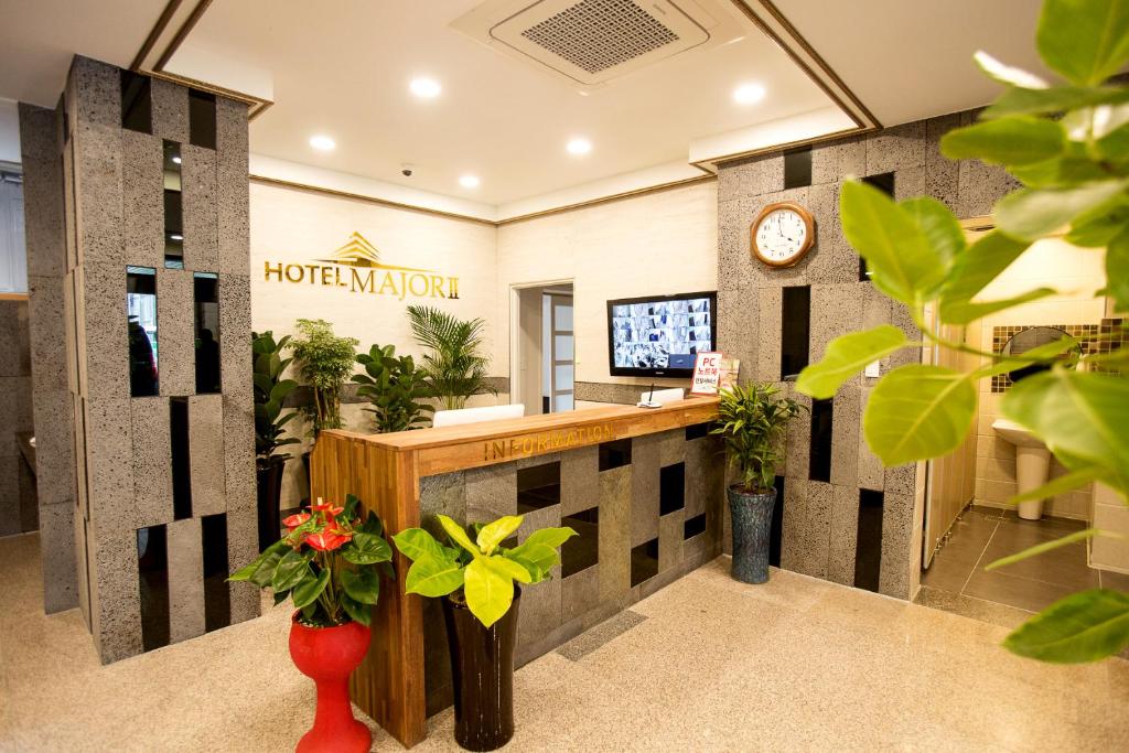 TV a/nebo společenská místnost v ubytování Major Hotel 2