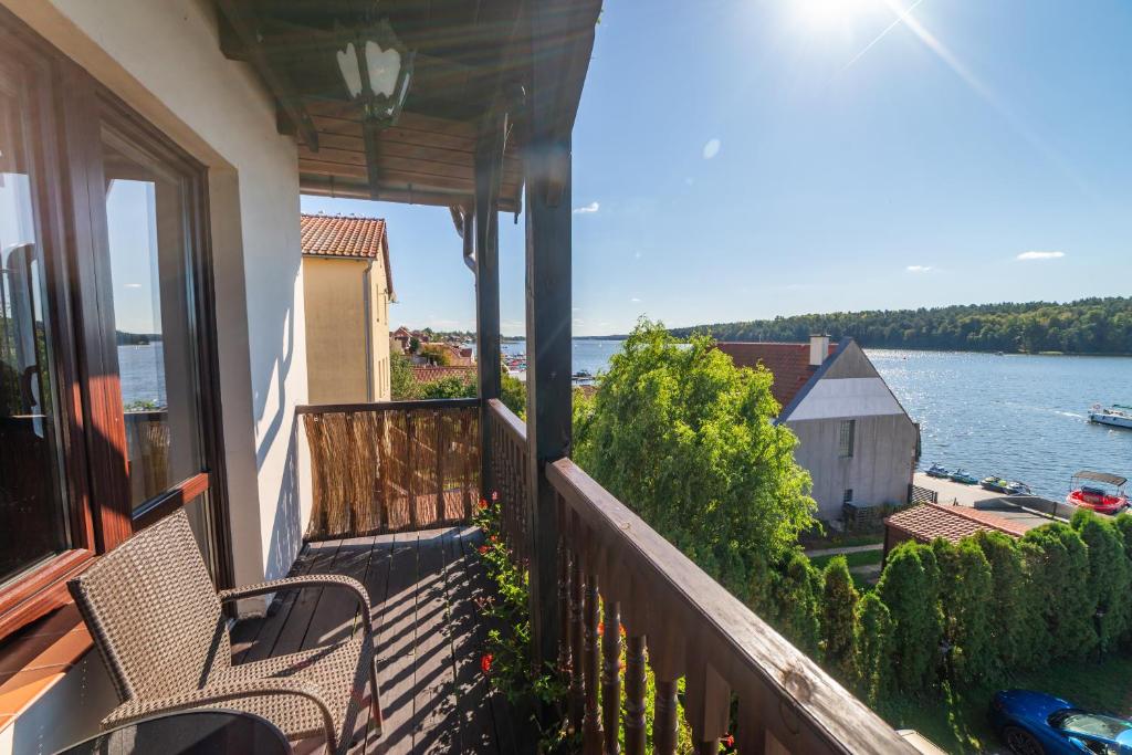 Pensjonat Mikołajki - Apartment With Lake View