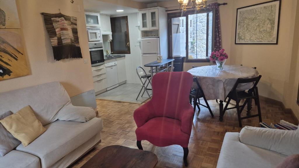 Køkken eller tekøkken på Casa Celia by CARDI SUITES