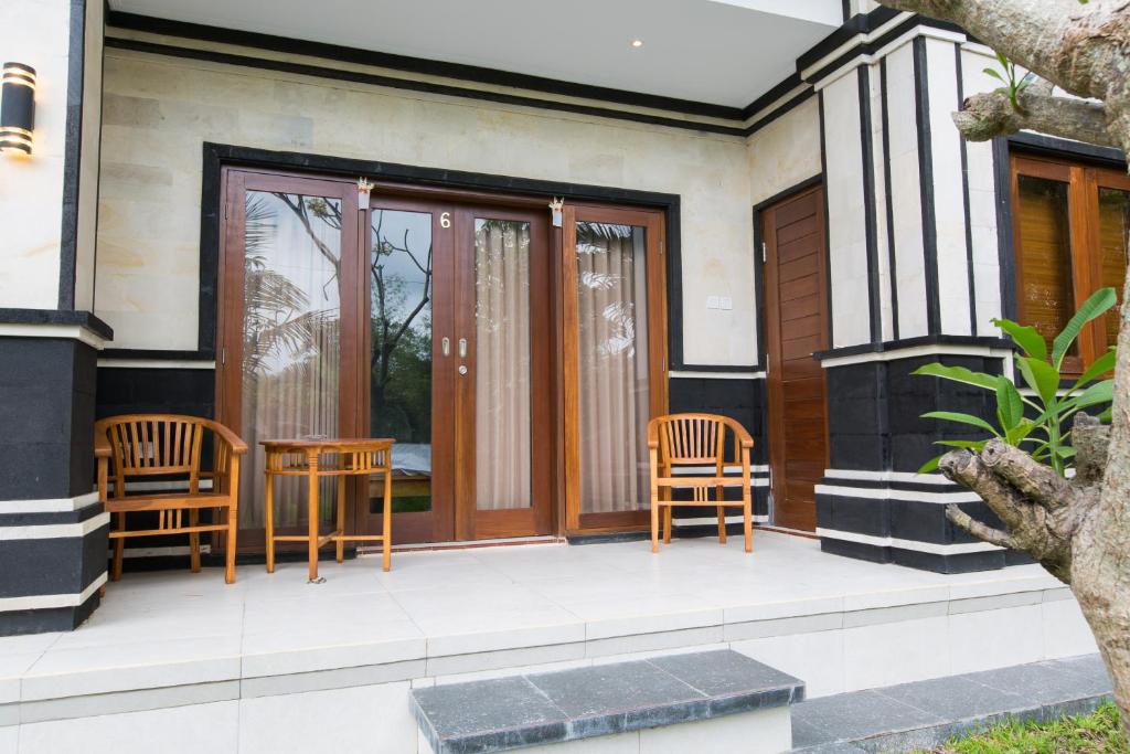 Pande Homestay - Deluxe Room With Kitchenette