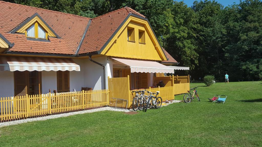 Soncnica Apartment - Apartment With Terrace