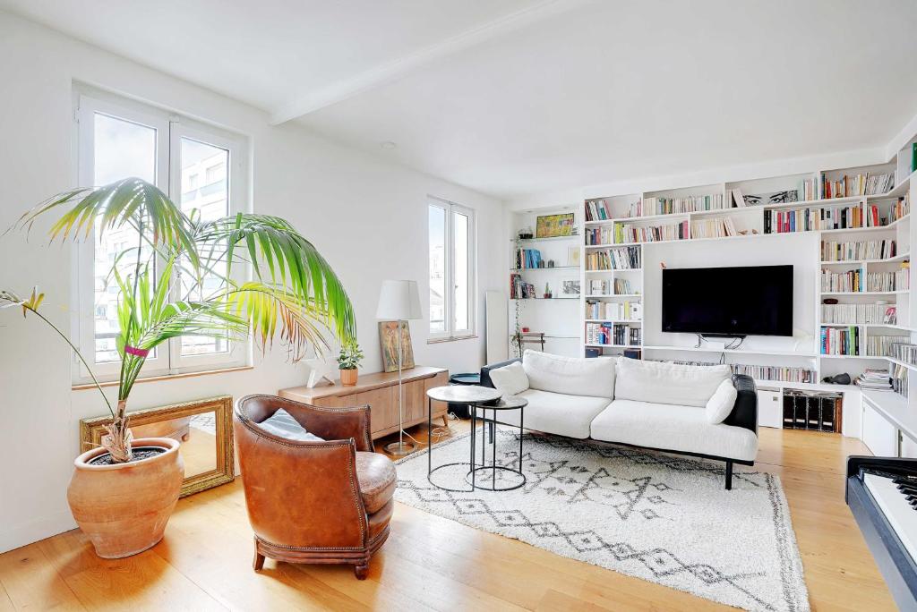 Beautiful Apartment 2BR 3P – Beaugrenelle
