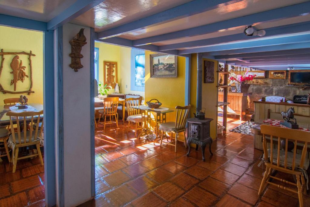 Pousada Xixo Escultura  Pousada Xixo Escultura