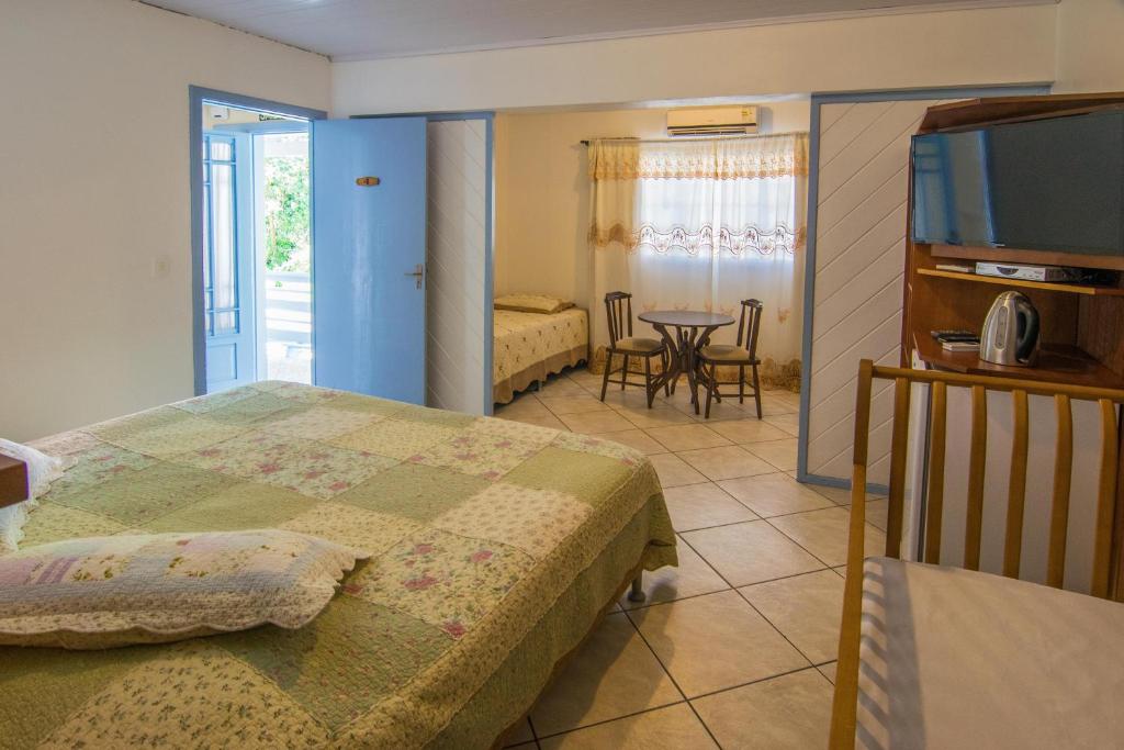 Pousada Xixo Escultura  Pousada Xixo Escultura