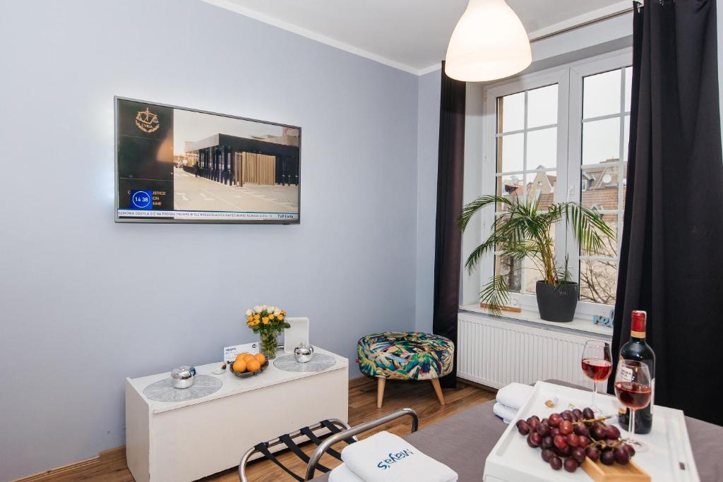 Maya's - Długa 66 - 2