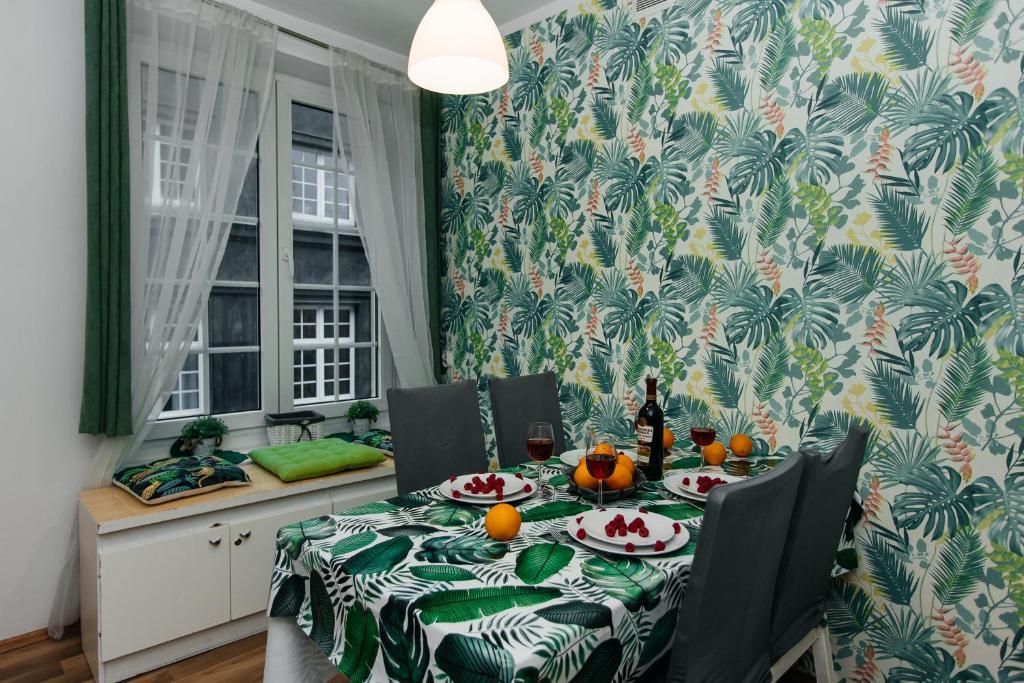 Maya's - Długa 66 - 8