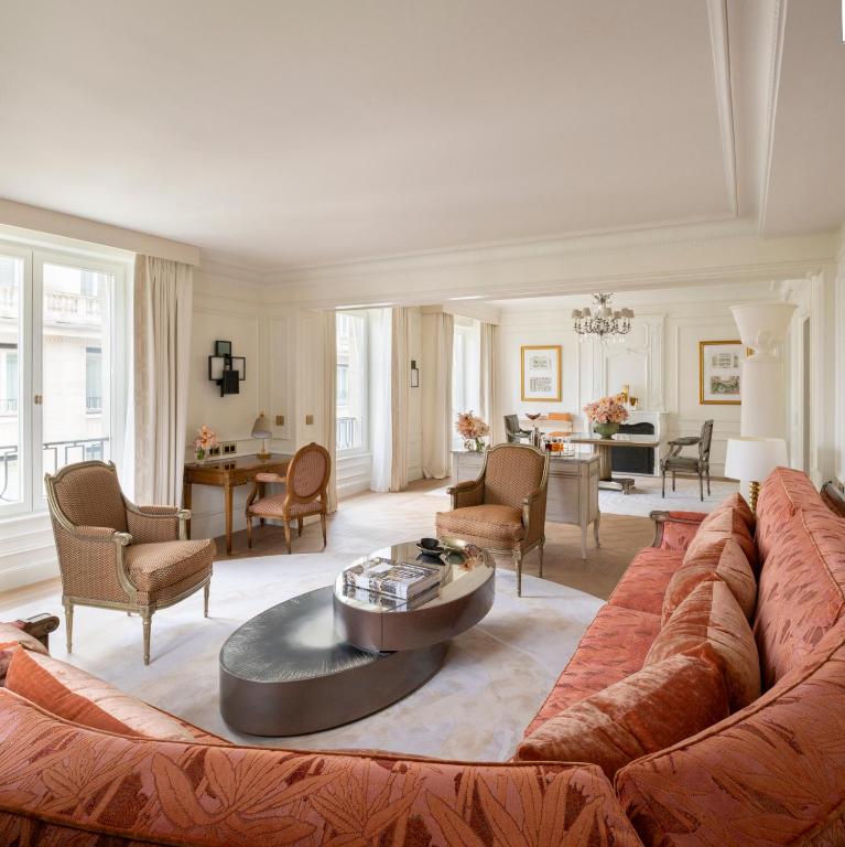 Four Seasons Hotel George V Paris photo