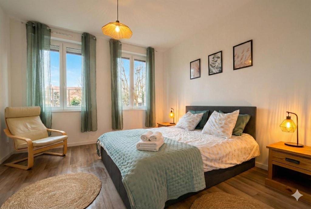 Gallery image of Calme I Wifi HD I Parking I Bureau I Netflix- Idéal pros in Marchiennes-Ville