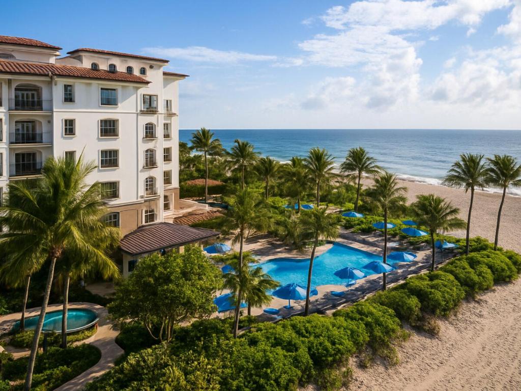 Bazén v ubytování Marriott's Ocean Pointe-STUDIO nebo v jeho okolí