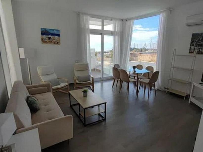 Ảnh trong thư viện ảnh của Preciosa casa con piscina privada ở Maro