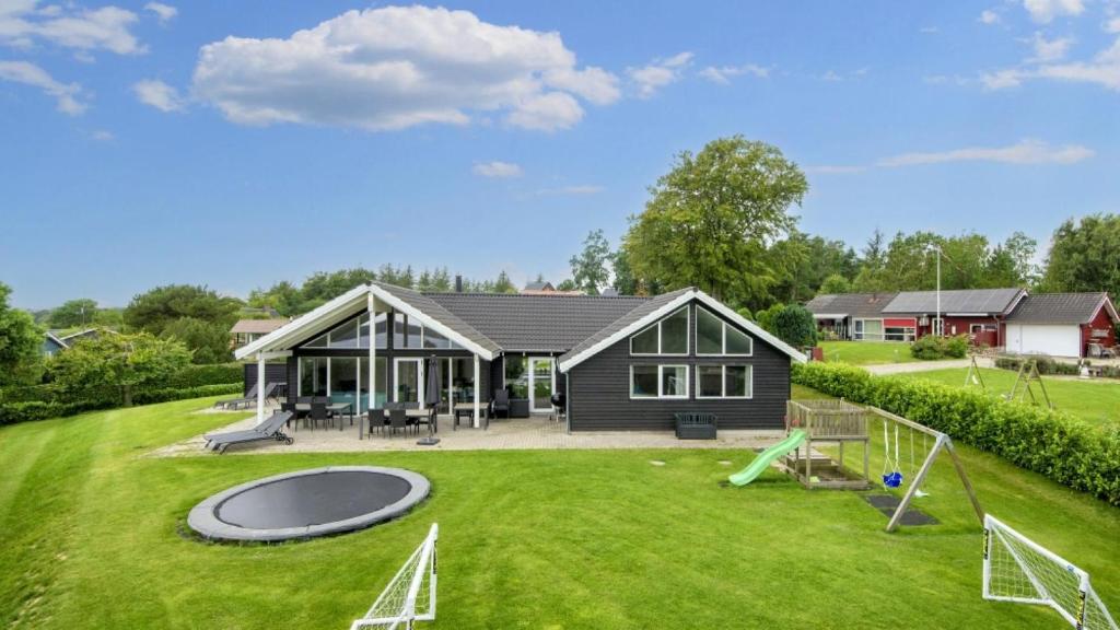 En have udenfor Villavilla #421 - Hvidbjerg, Østjylland