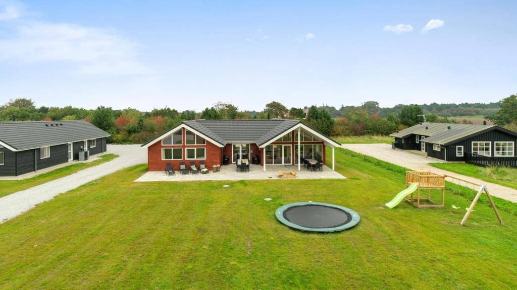 En have udenfor Villavilla #472 - Grenå Strand, Østjylland