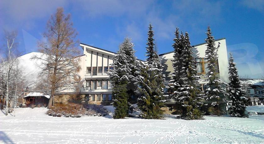 Apartmány Snow v centre Starého Smokovca v zimě