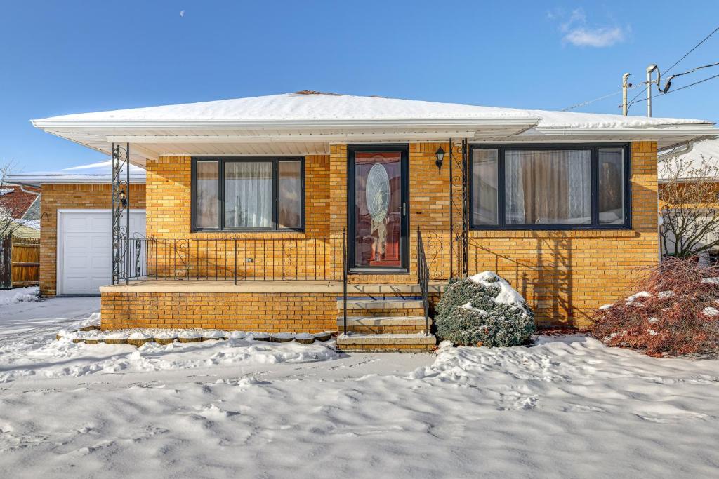 Το κτήριο όπου στεγάζεται  η παραθεριστική κατοικία