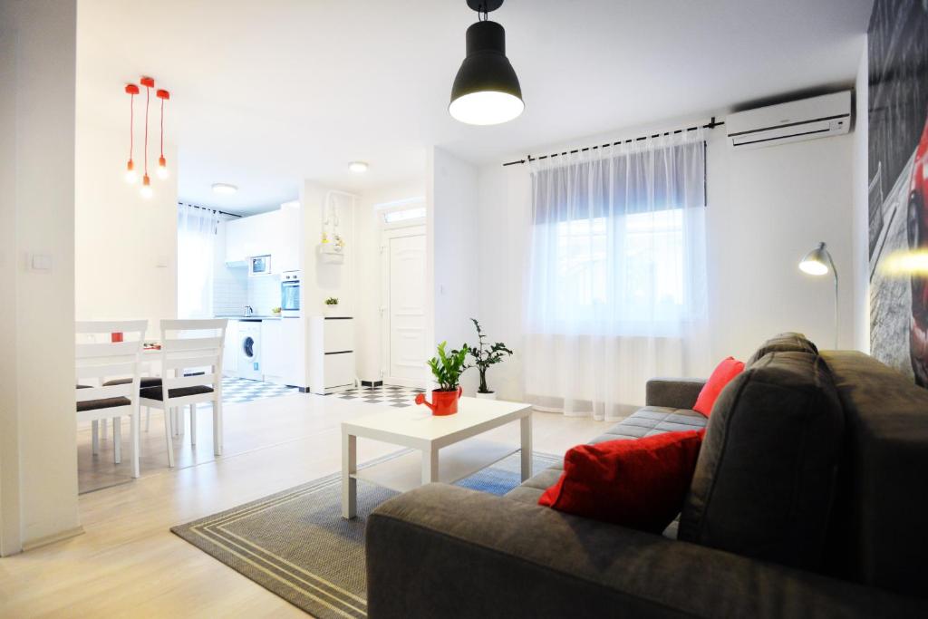 Enjoy Apartman Eger 3300 Eger, Telekessy István utca 1 (1E-7) kép - 1