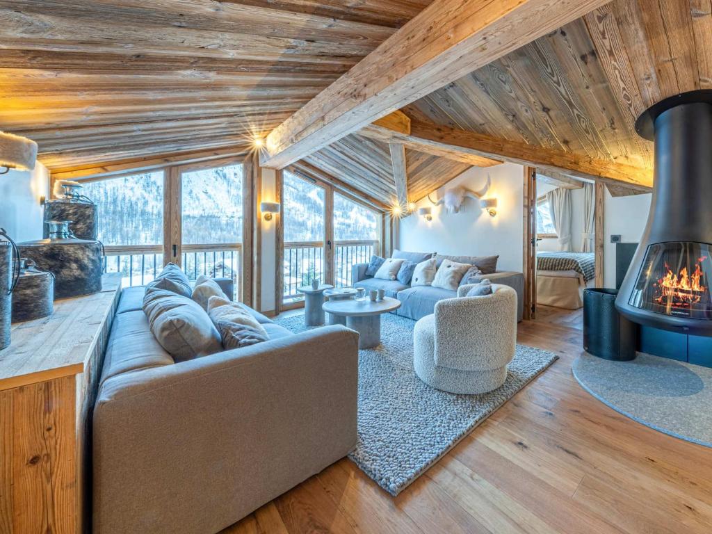 Appartement d'exception avec cheminée et home cinéma à Val-d'Isère