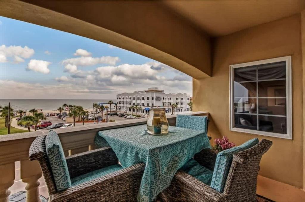 Balkón nebo terasa v ubytování Fernandina Cay 302