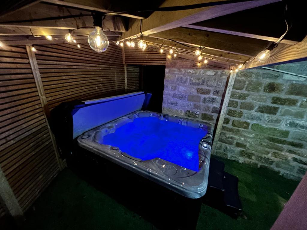 Tilly's Cosy Cottage Retreats - Viaduct Cottage 3