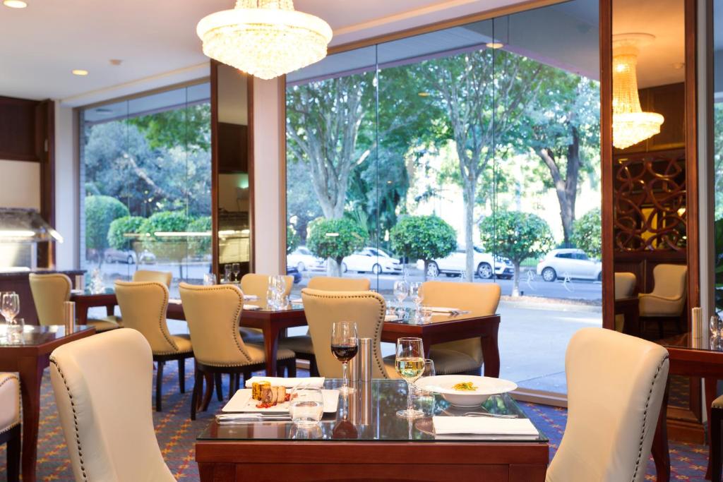 Royal On The Park - Resim 37