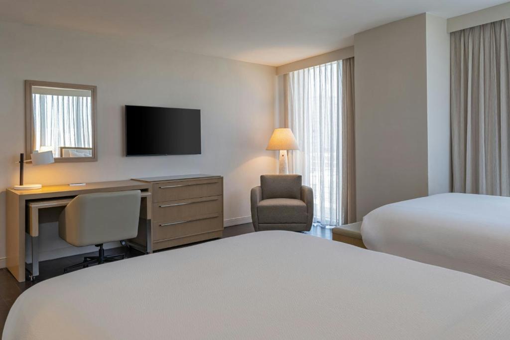 Residence Inn Miami Sunny Isles Beach photo