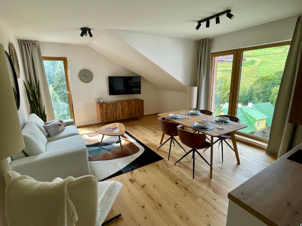 Golden Ridge Apartments - 18