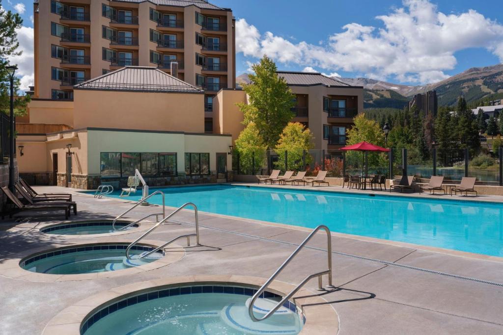 Marriott's Mountain Valley Lodge at Breckenridge photo