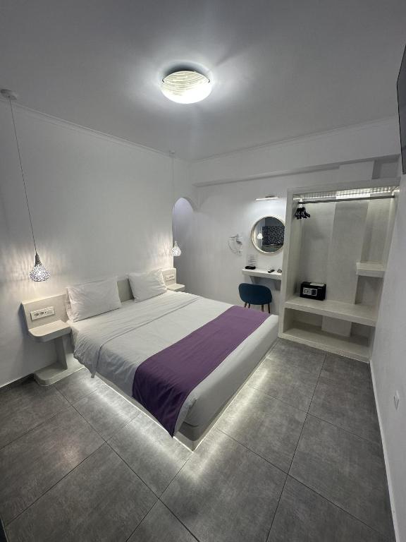 Markakis Studios Fira Town - 5