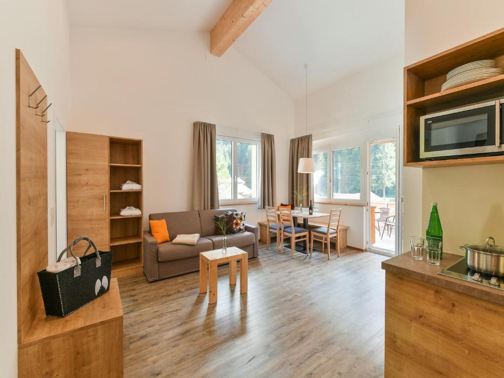 Kuchyň nebo kuchyňský kout v ubytování Alpine Lodge Klösterle am Arlberg