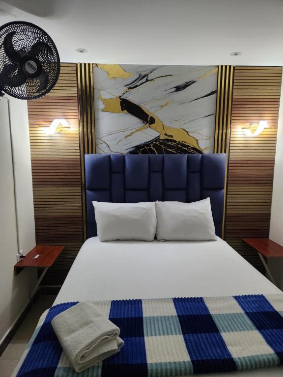 Hotel 50 Suites photo